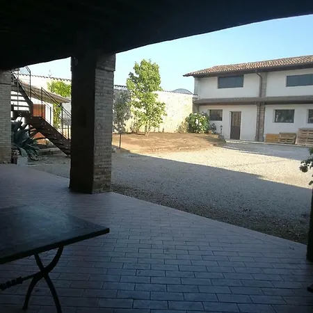 Cascina Raperonzolo * Lonato